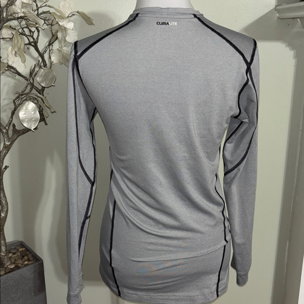 Adidas Gray Heather Performance Top - Picture 3 of 3